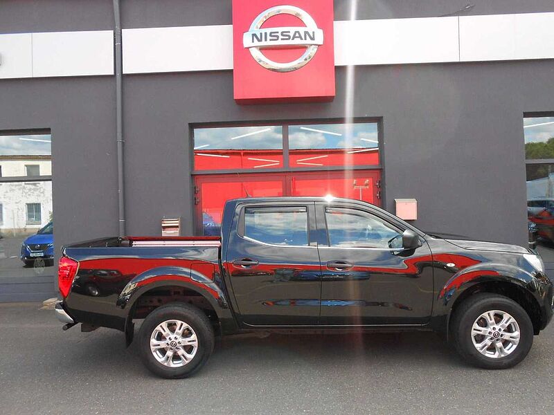 Nissan Navara Acenta Double Cab 4x4*AHK 3,5T*Wanne*